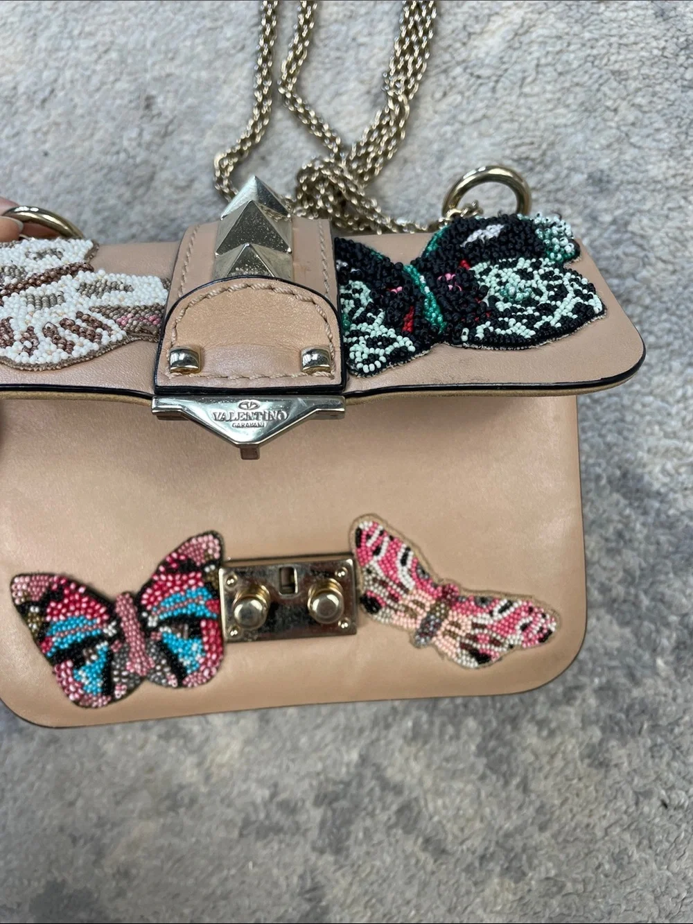 Rare Valentino Garavani Rockstud Butterfly Beaded Shoulder Bag Beige